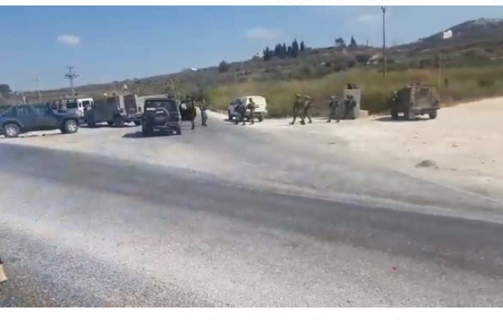اطلاق نار من قبل مقاومين فلسطينيين باتجاه قوات الاحتلال الصهيوني خلال افتحامها حي المخفية غرب نابلس